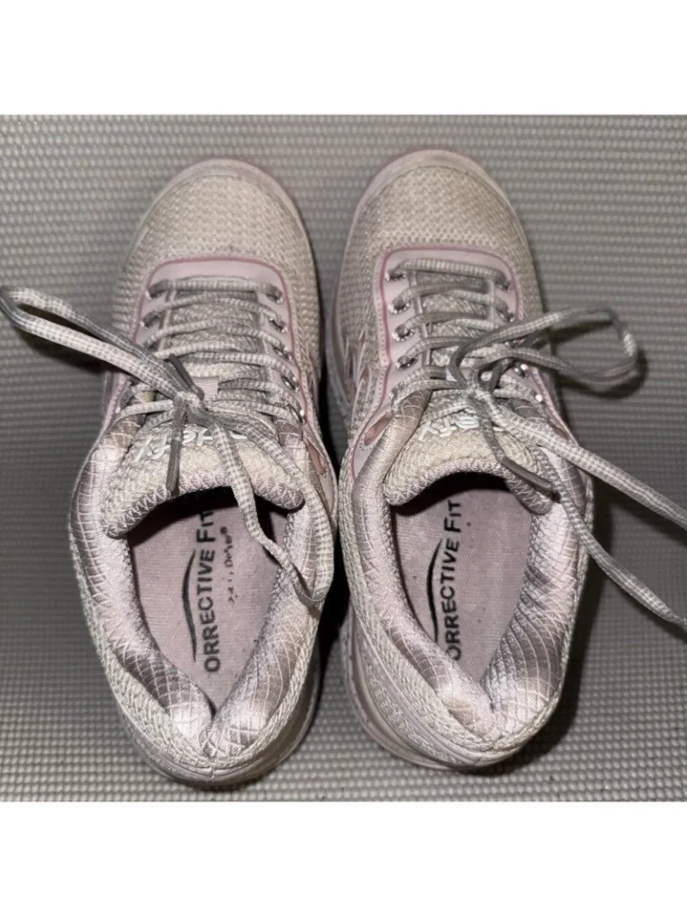 GDefy Gravity Defyer Mighty Walk Orthopedic Pink Cream Shoes Women’s Size 7.5